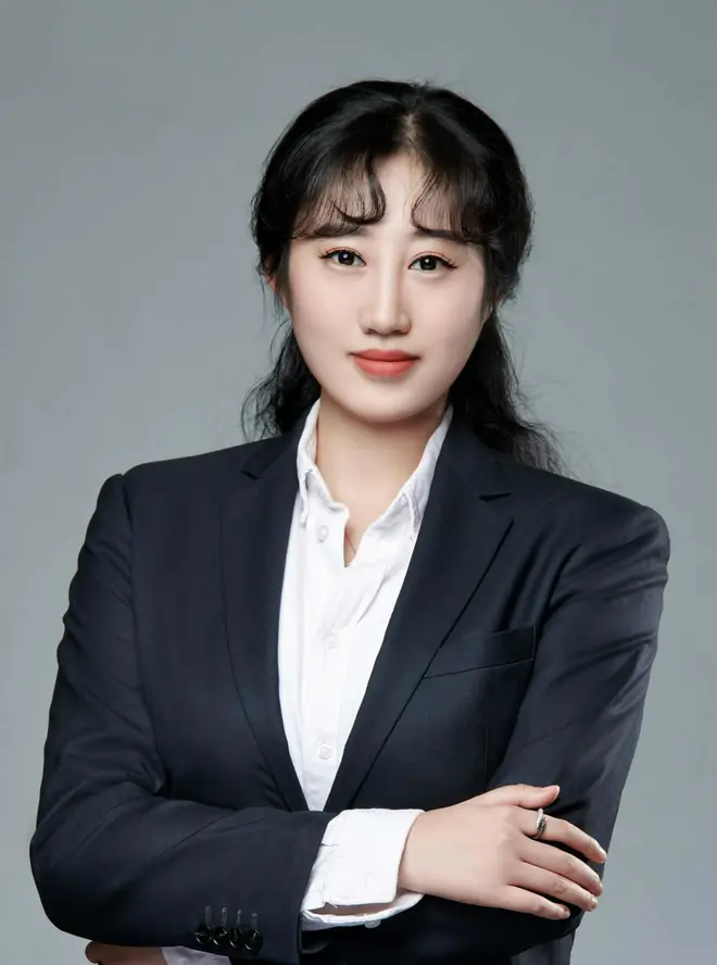 Katherina Dong