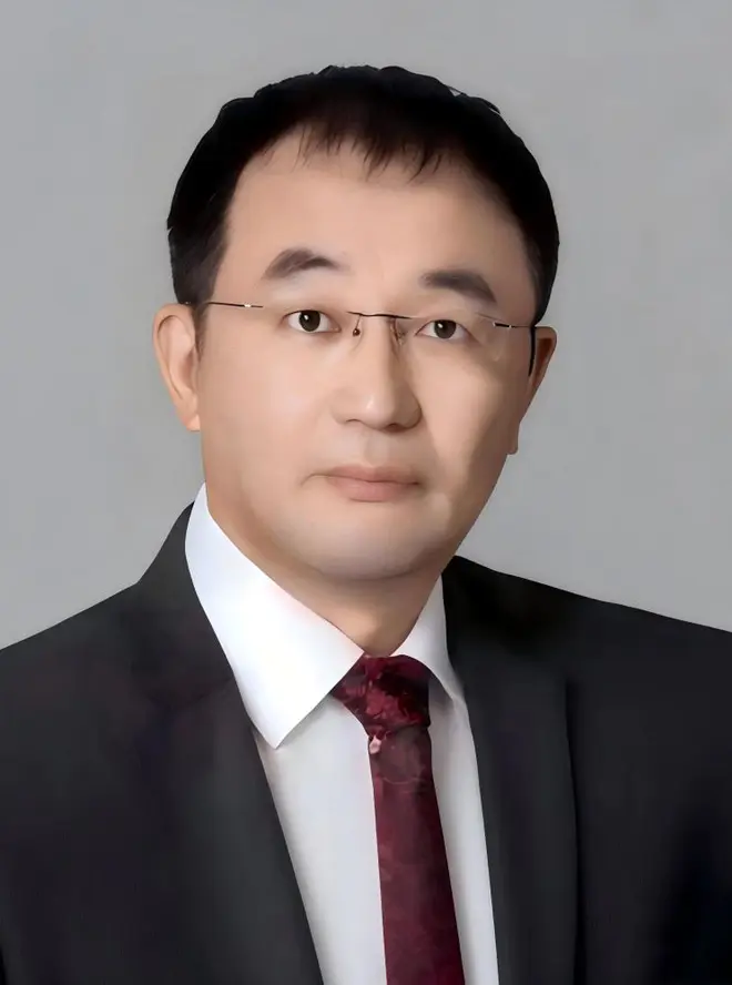 Yanchen Wang