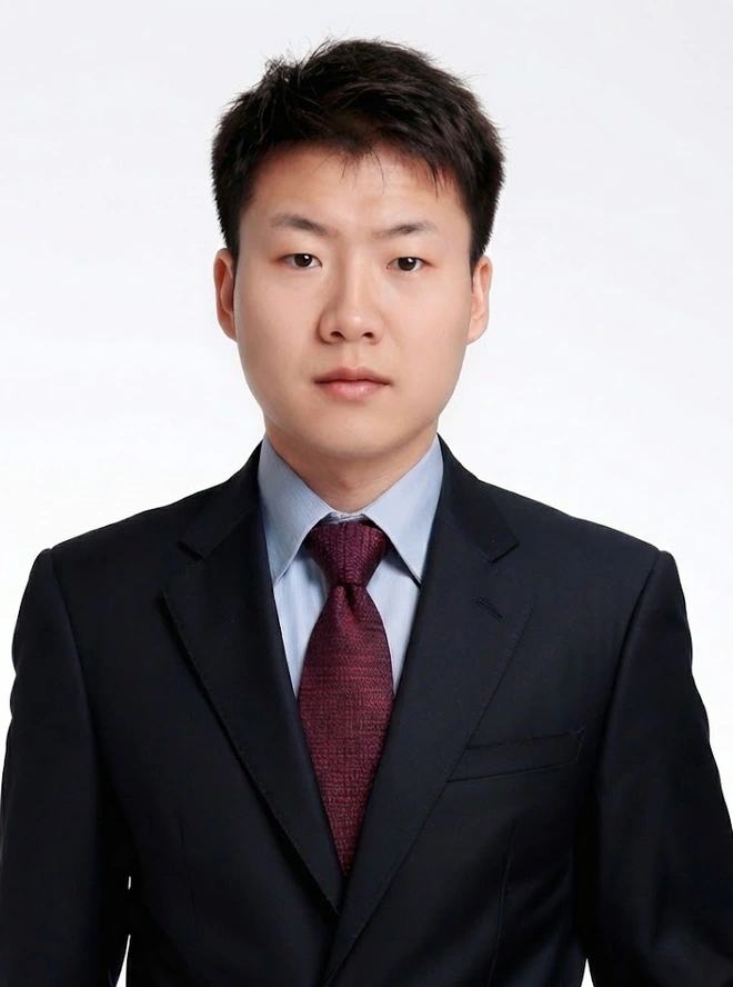 Lucas Zhang